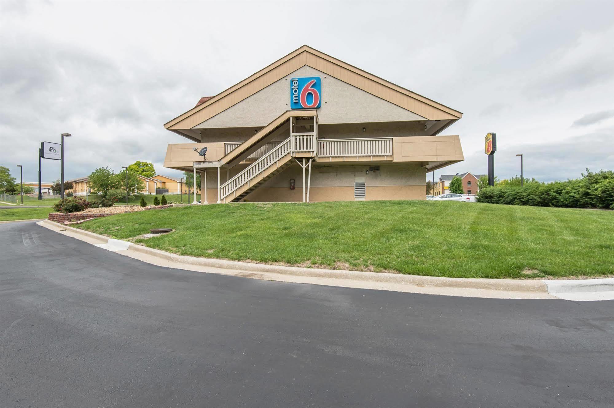 Motel 6-Overland Park, Ks ภายนอก รูปภาพ